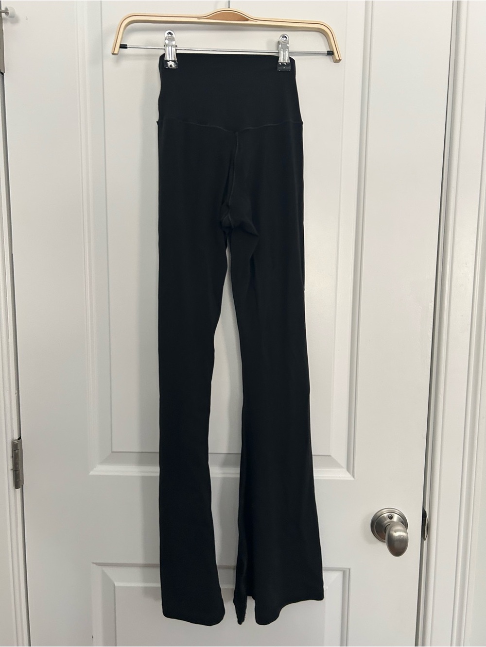 Aerie Offline Real Me Super Flare High Rise Short Inseam Flared Leggings - Picture 4 of 4